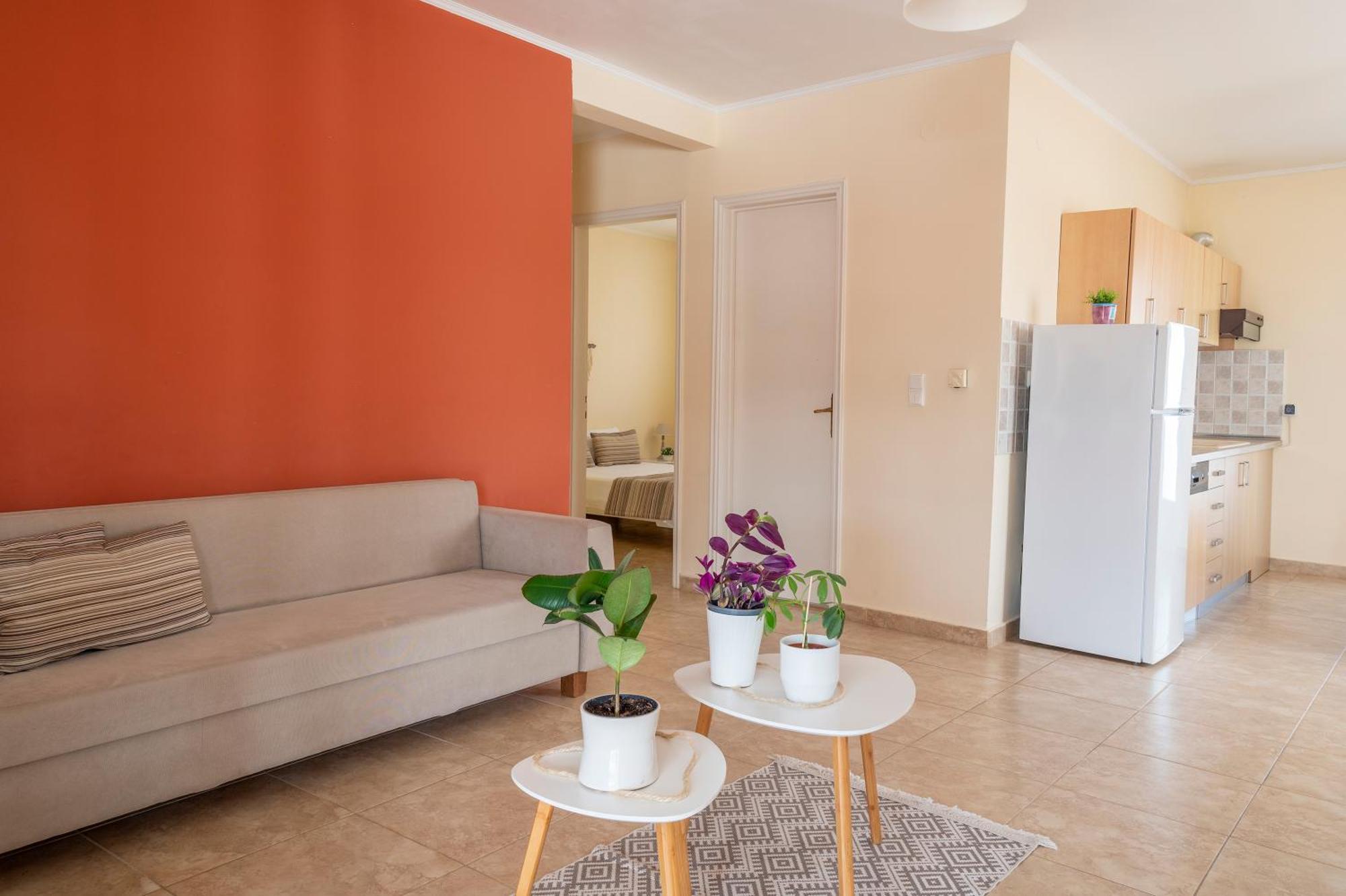 Stamatia Suites Аспровалта Екстериор снимка