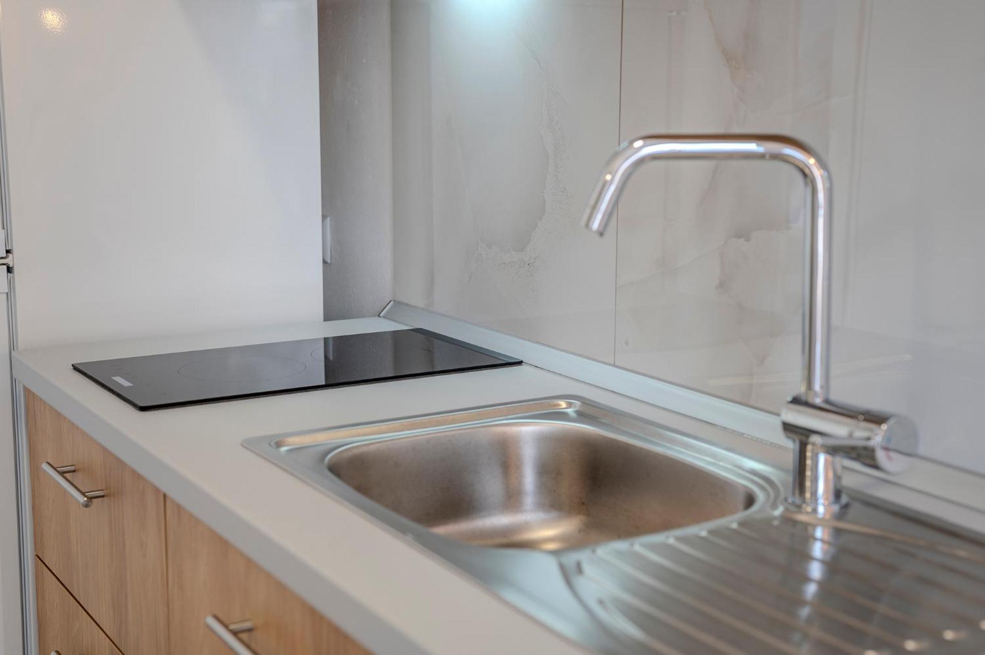 Stamatia Suites Аспровалта Екстериор снимка